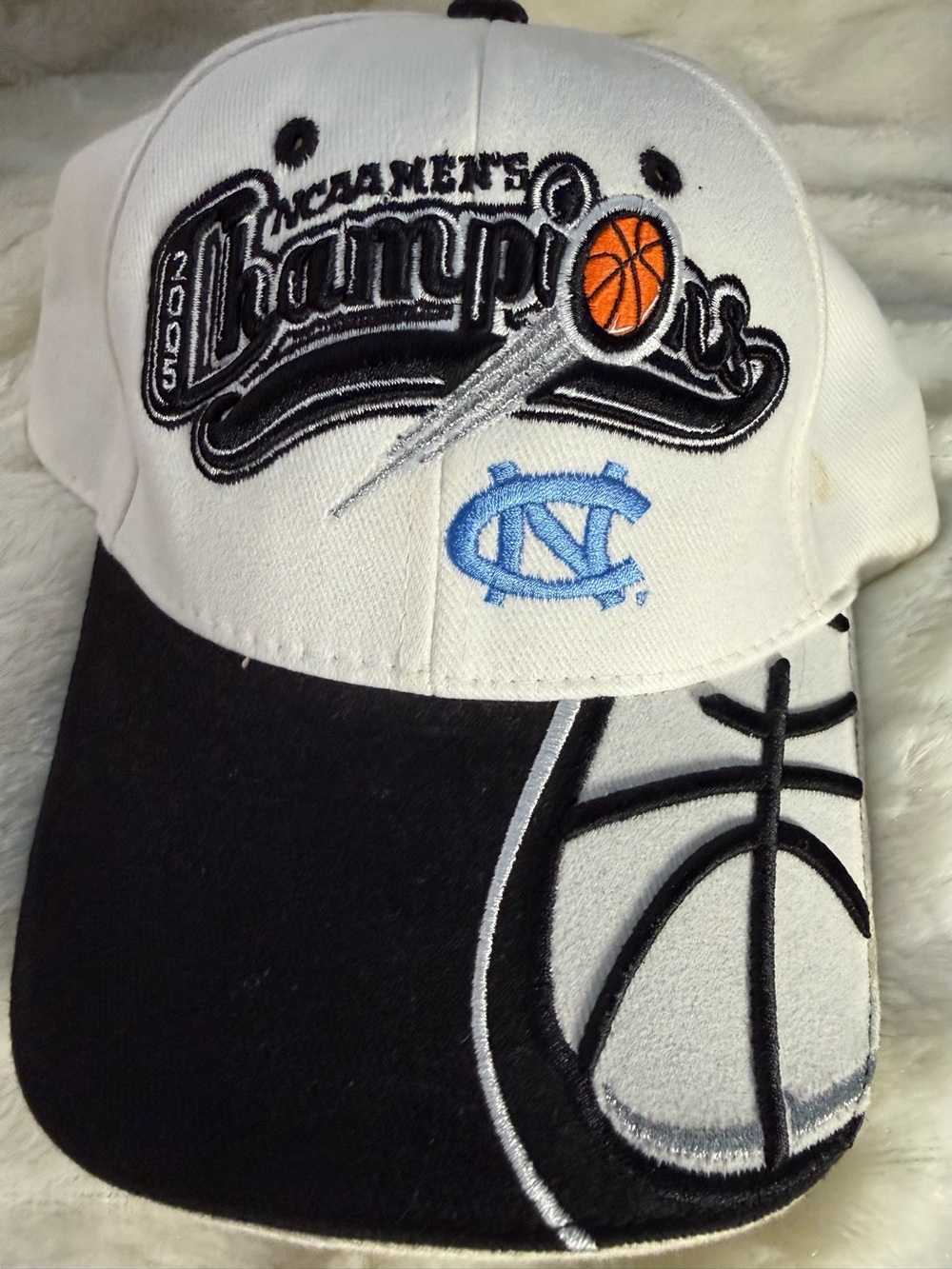 North Carolina Tarheels Men Basketball UNC NCAA ‘05 Adjust Hat Cap